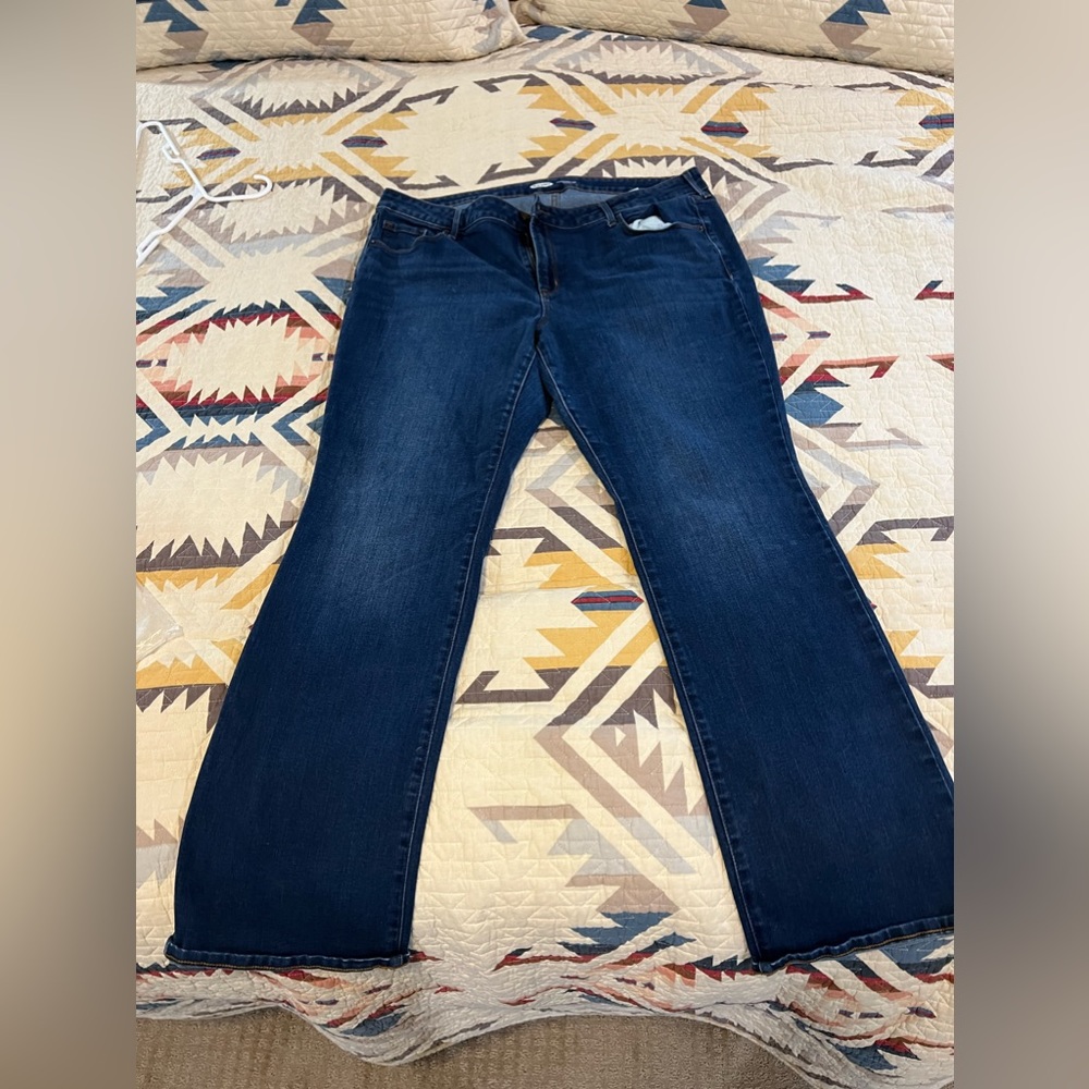 Old navy kicker boot cut jeans 18